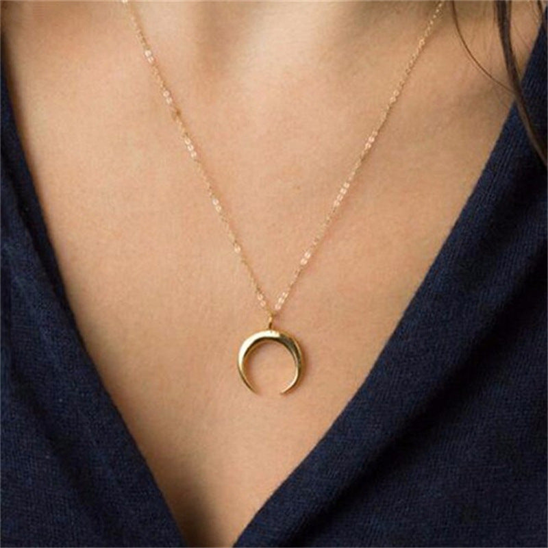 Nouveaux bijoux de mode Croissant cornes lune pendentif collier cadeau pour les femmes fille