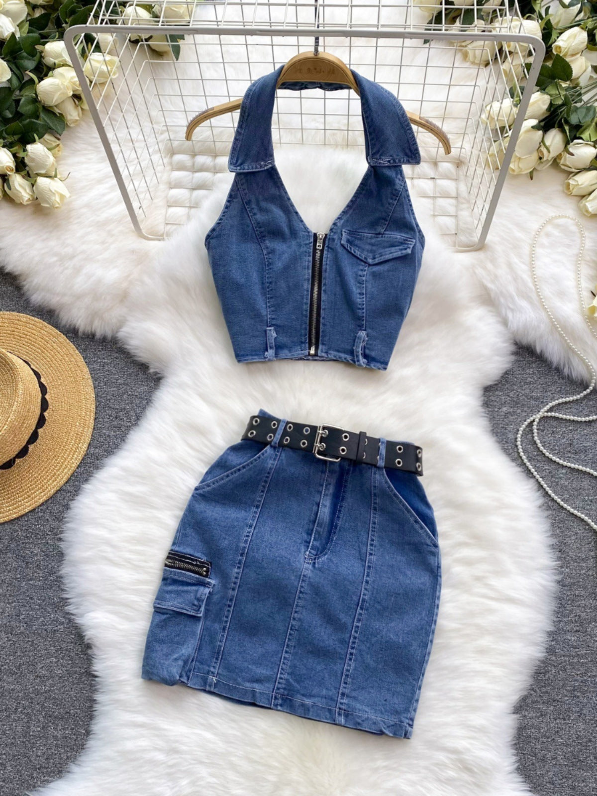 Women's Retro Slim Short Sleeveless Halter Denim Vest Two-piece Set