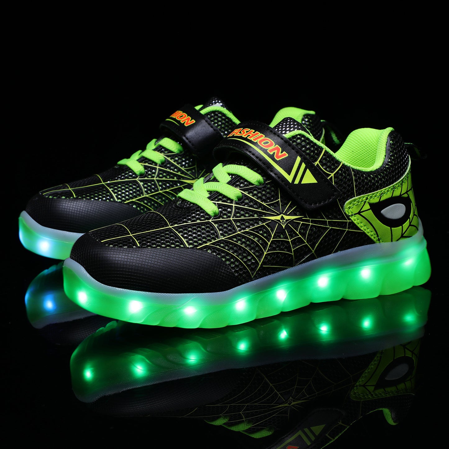 Taille 26-37 Enfants Led USB Recharge Rougeoyant Chaussures Enfants de Crochet Boucle